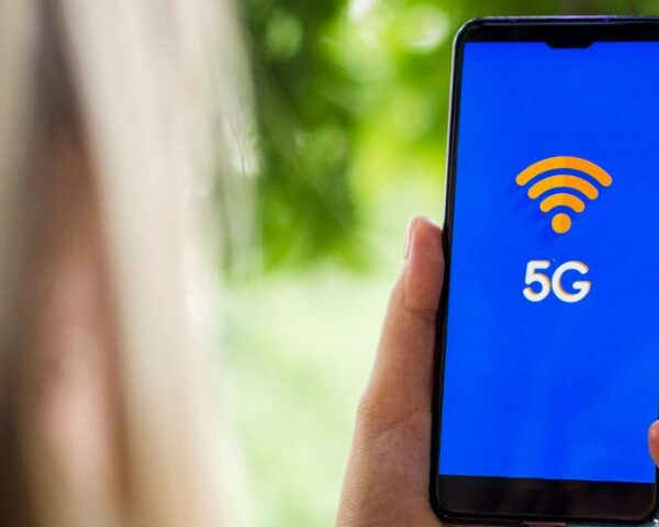 Premium 5G Offering Triggers Fresh Competition in Telecom Sector